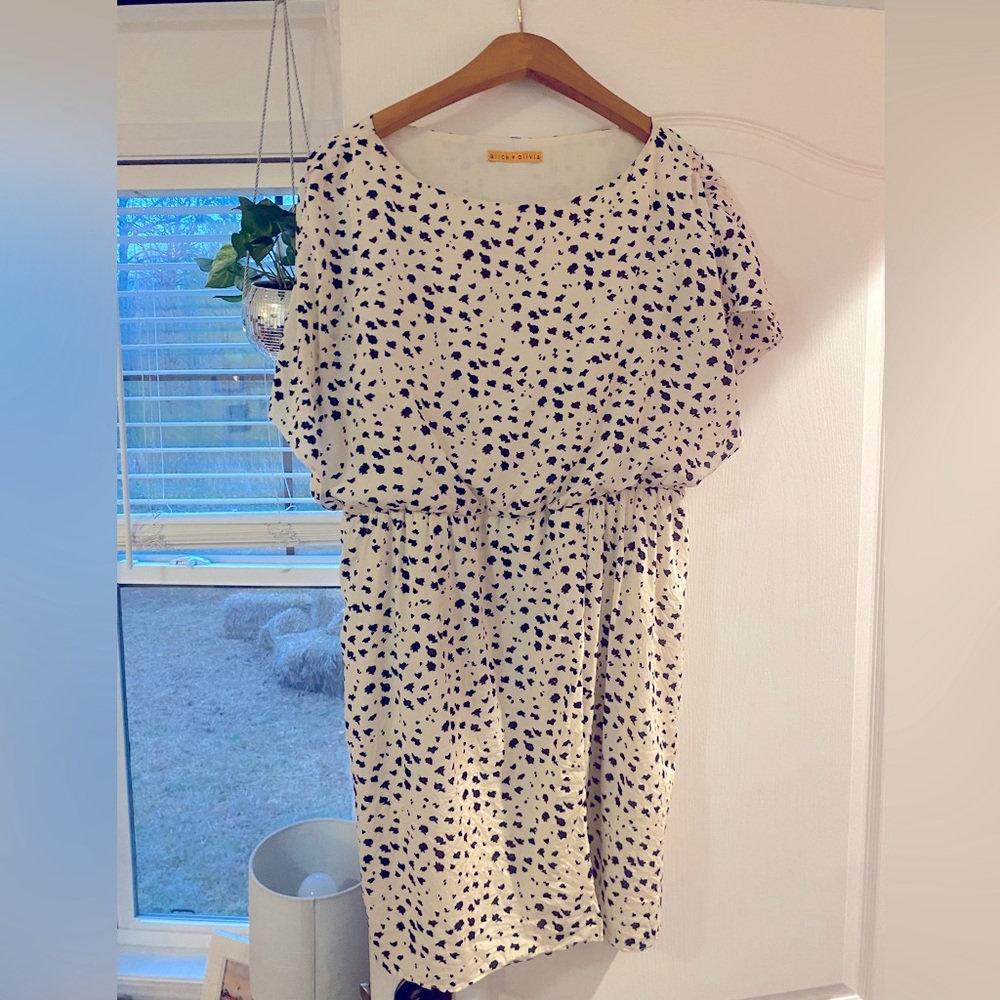 Alice+Olivia cute black and white speckled dress!